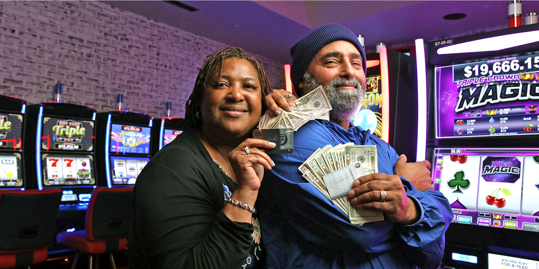 Hampton Location Winners Holding Cash