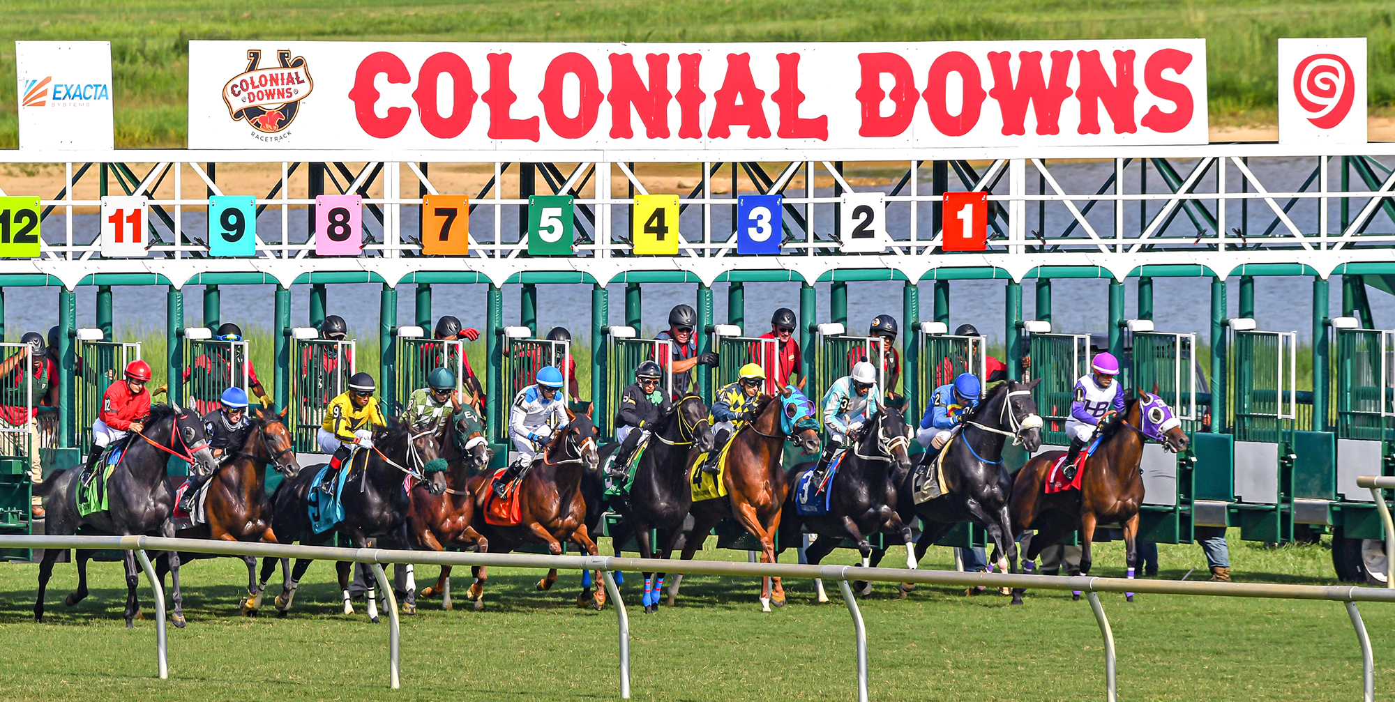 Horse Racing at Colonial Downs Racetrack in New Kent, VA