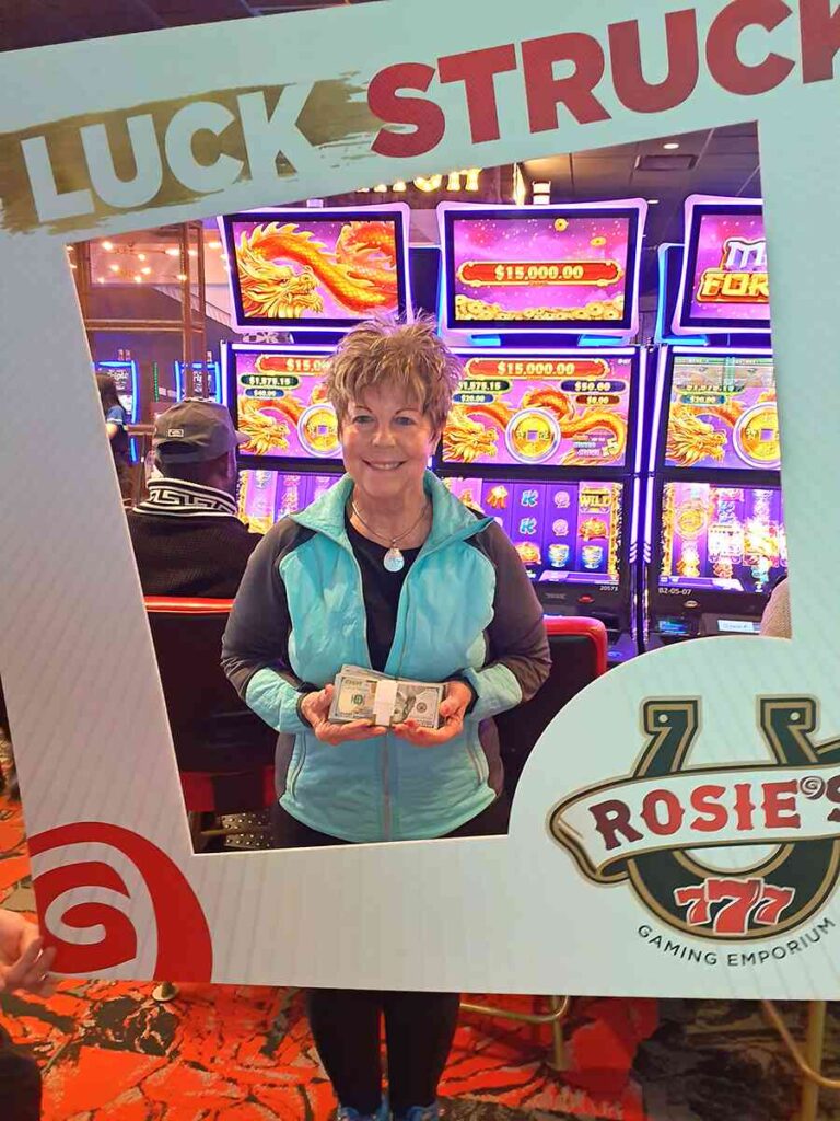 Dana $15,012 Moon Fortune