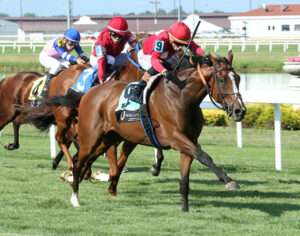 Kitodan (#9), shown winning at Horseshoe Indiana, looms boldly in Thursday's $87,500 Claiming Crown Emerald Qualifier at Colonial Downs.